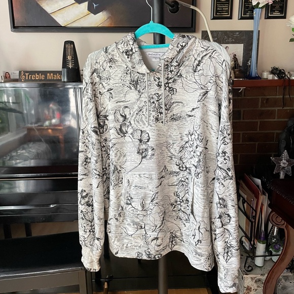 **Athleta Balance Hoodie Sweatshirt - Eden Floral Grey - Picture 3 of 9
